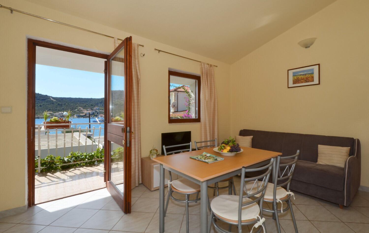 Vinišće Apartments Paz מראה חיצוני תמונה