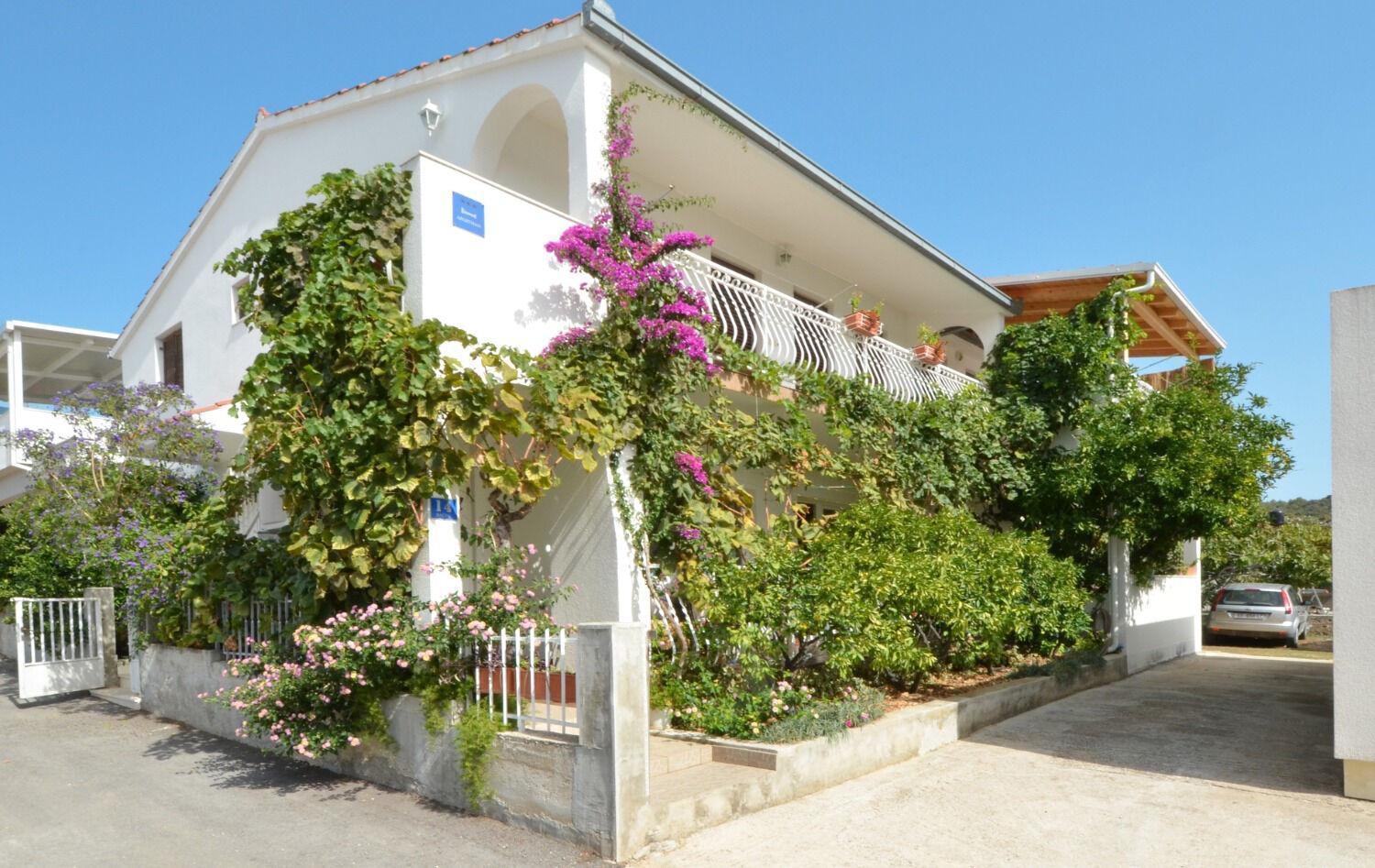 Vinišće Apartments Paz מראה חיצוני תמונה